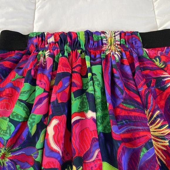 ECI New York Floral Skirt - Picture 3 of 8